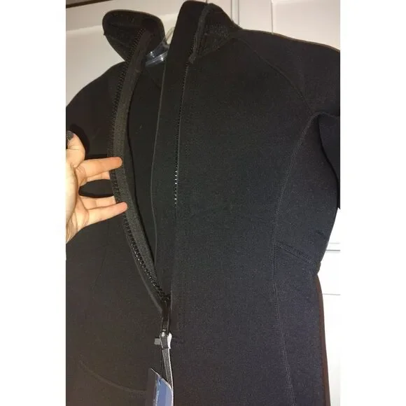 NWT Ocealite Men’s Front Zip Full Wetsuit Size M 3mm Neoprene Surf Diving Ocean